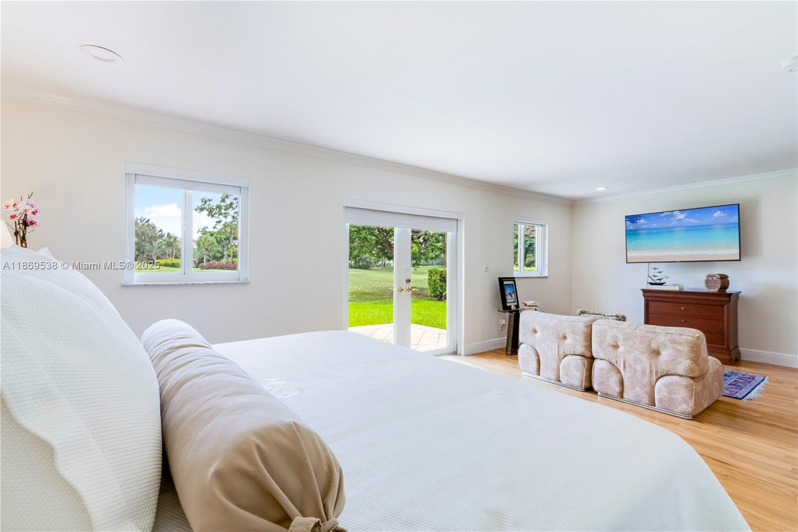 4001 Santa Maria St, Coral Gables FL 33146 — 26