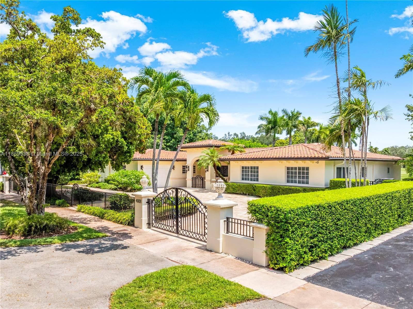 4001 Santa Maria St, Coral Gables FL 33146 — 51