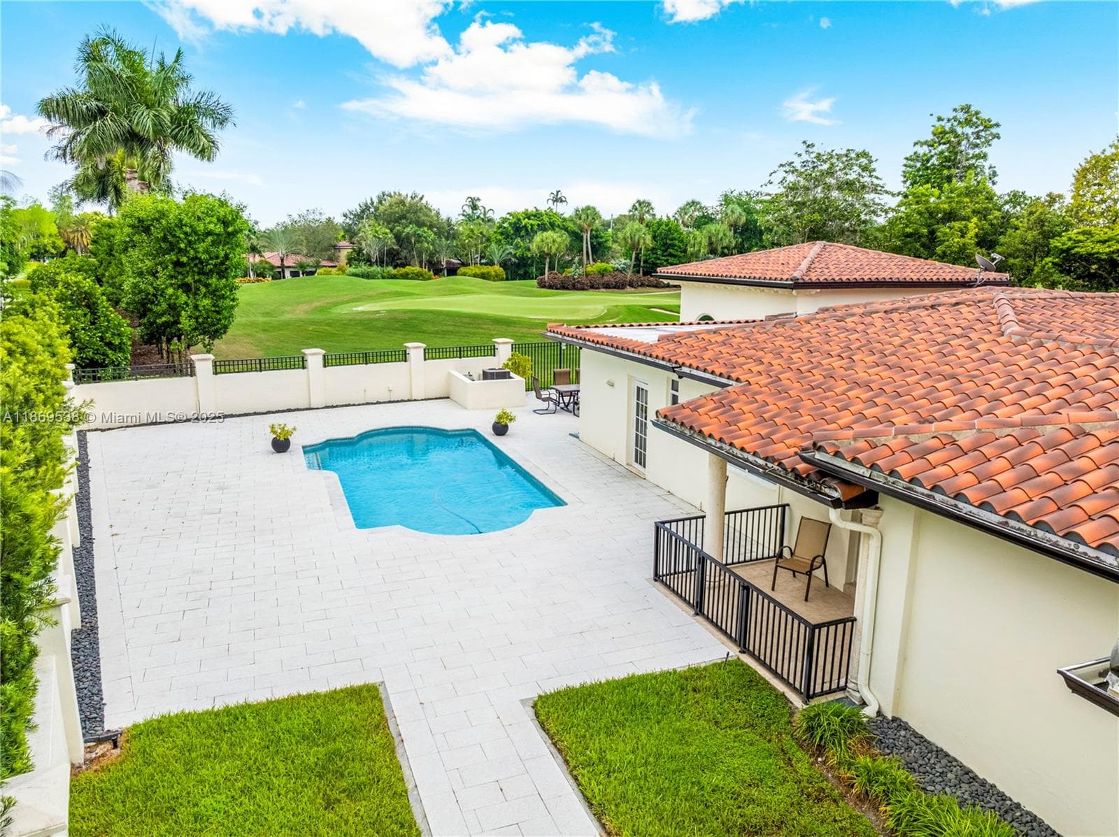 4001 Santa Maria St, Coral Gables FL 33146 — 48