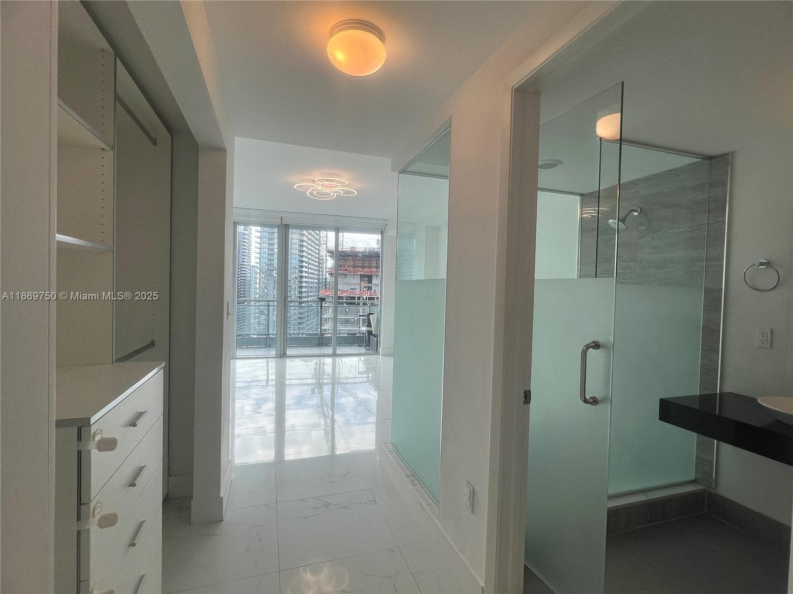 92 SW 3rd St # 3803, Miami FL 33130 — 17