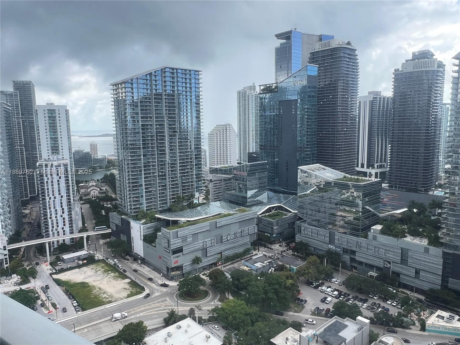 92 SW 3rd St # 3803, Miami FL 33130 — 1