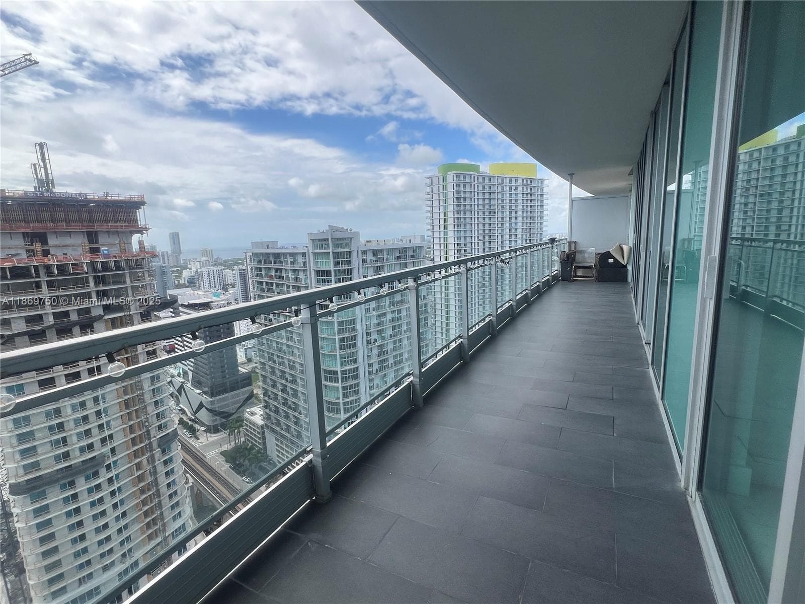 92 SW 3rd St # 3803, Miami FL 33130 — 11