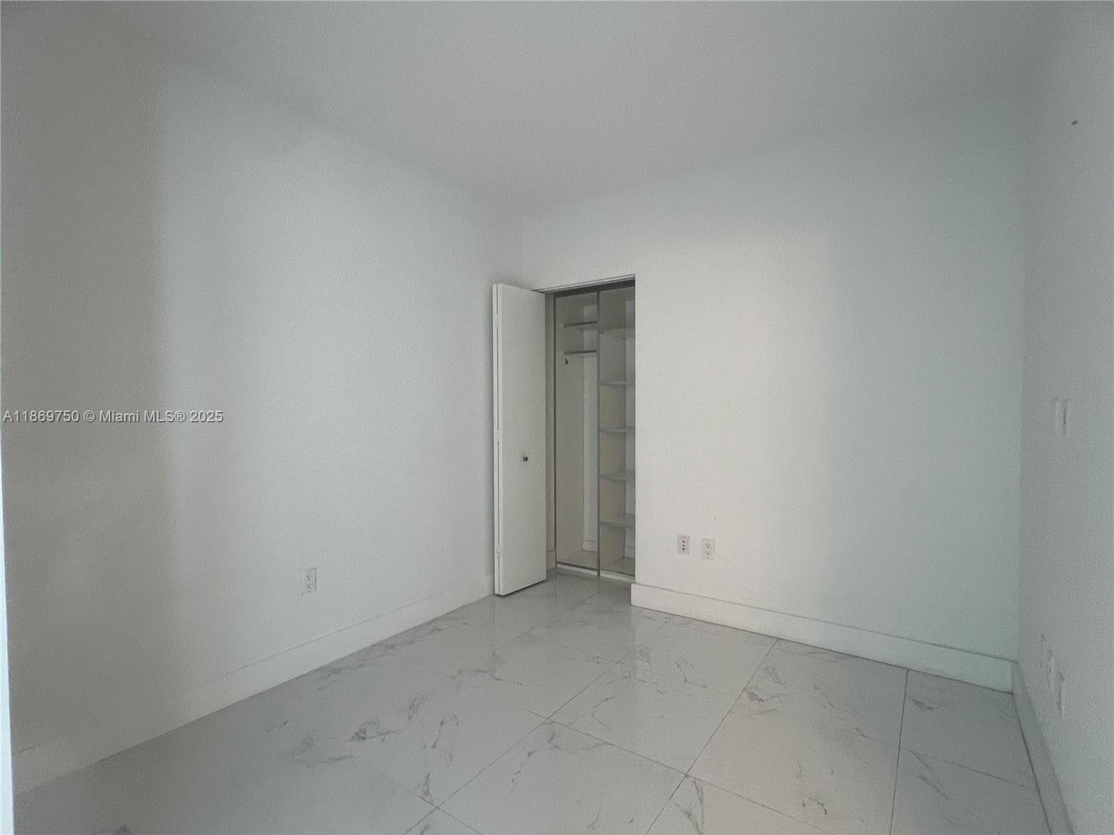 92 SW 3rd St # 3803, Miami FL 33130 — 19