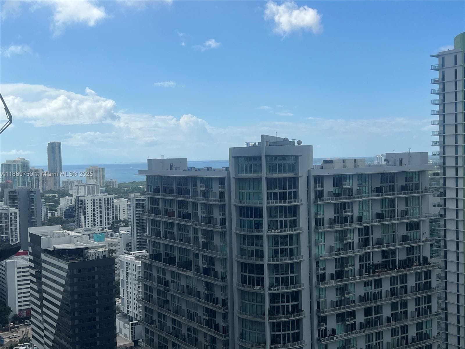 92 SW 3rd St # 3803, Miami FL 33130 — 29
