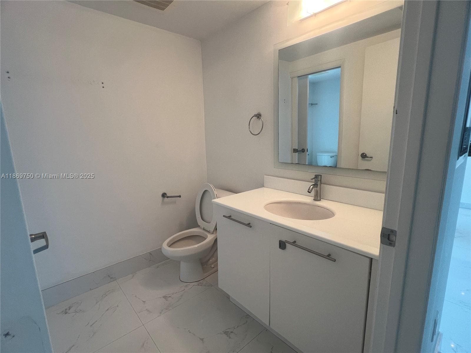 92 SW 3rd St # 3803, Miami FL 33130 — 21