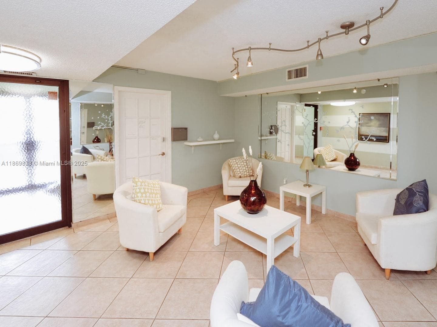 130 S Shore Dr # 3C, Miami Beach FL 33141 — 20