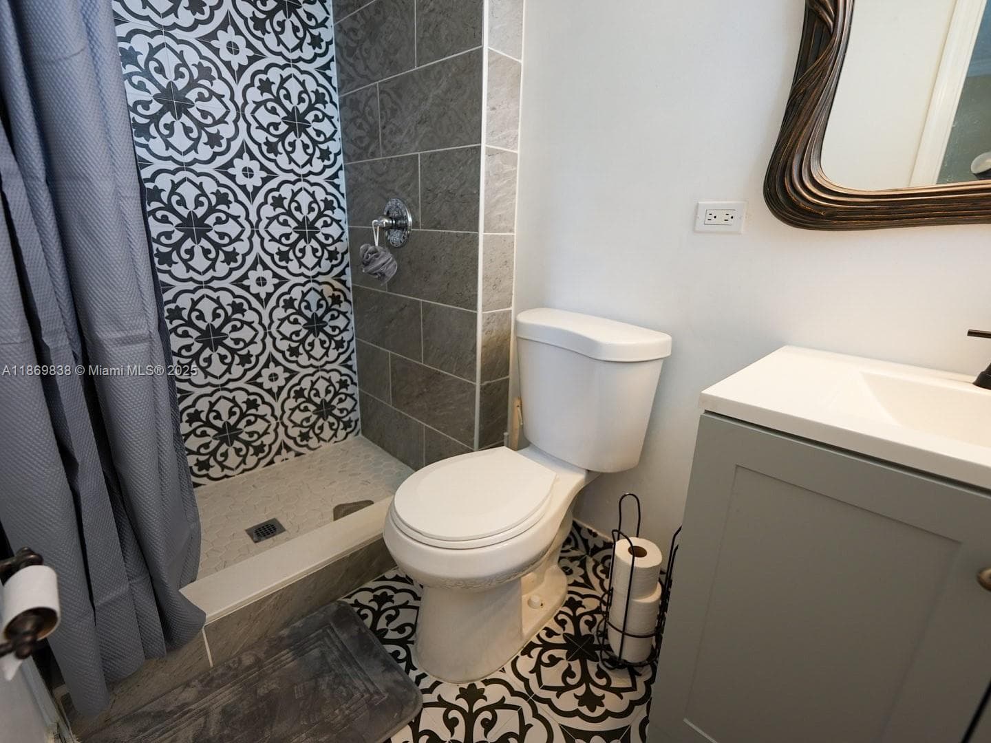 130 S Shore Dr # 3C, Miami Beach FL 33141 — 11