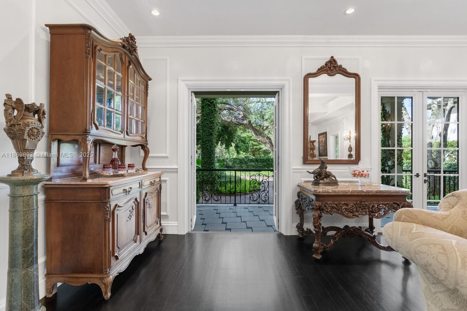 612 Sunset Dr, Coral Gables FL 33143 — 12