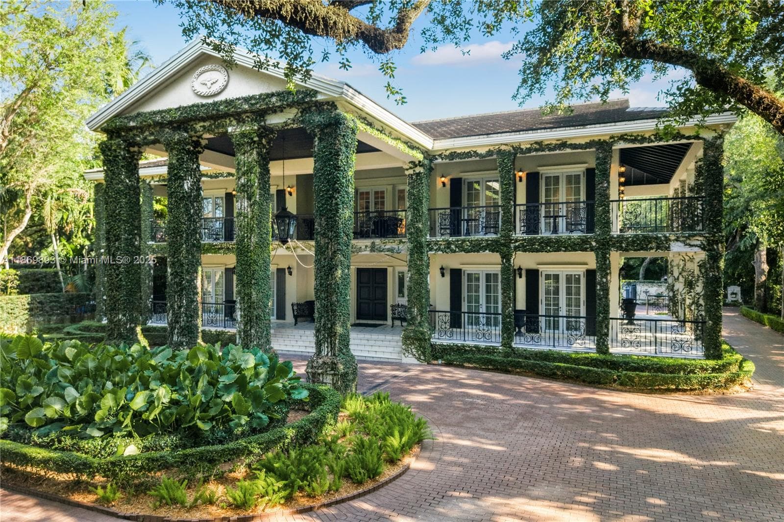 612 Sunset Dr, Coral Gables FL 33143 — 3