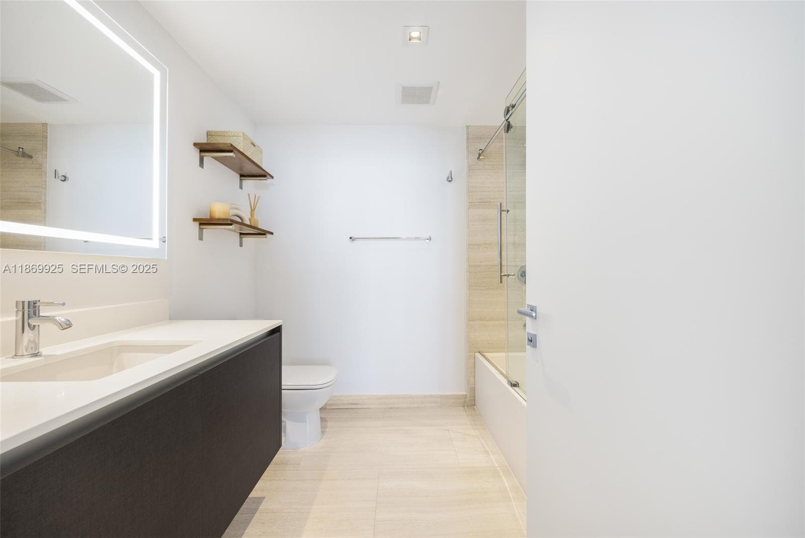 1451 Brickell Ave # 1901, Miami FL 33131 — 17