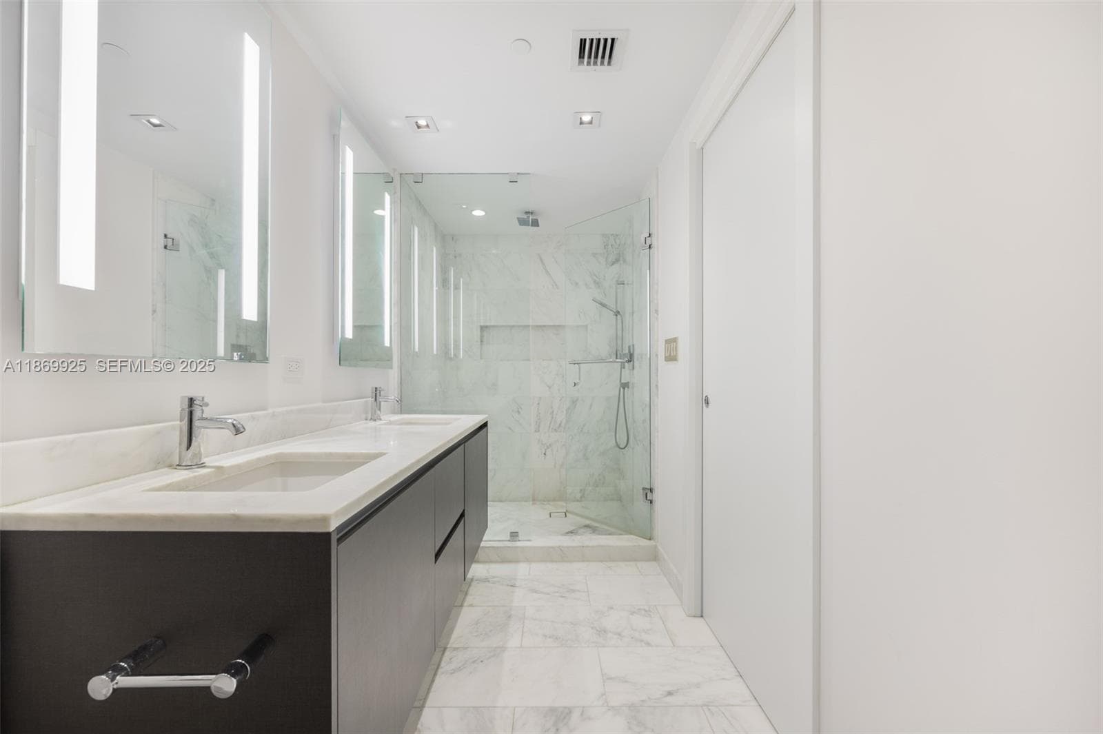 1451 Brickell Ave # 1901, Miami FL 33131 — 21