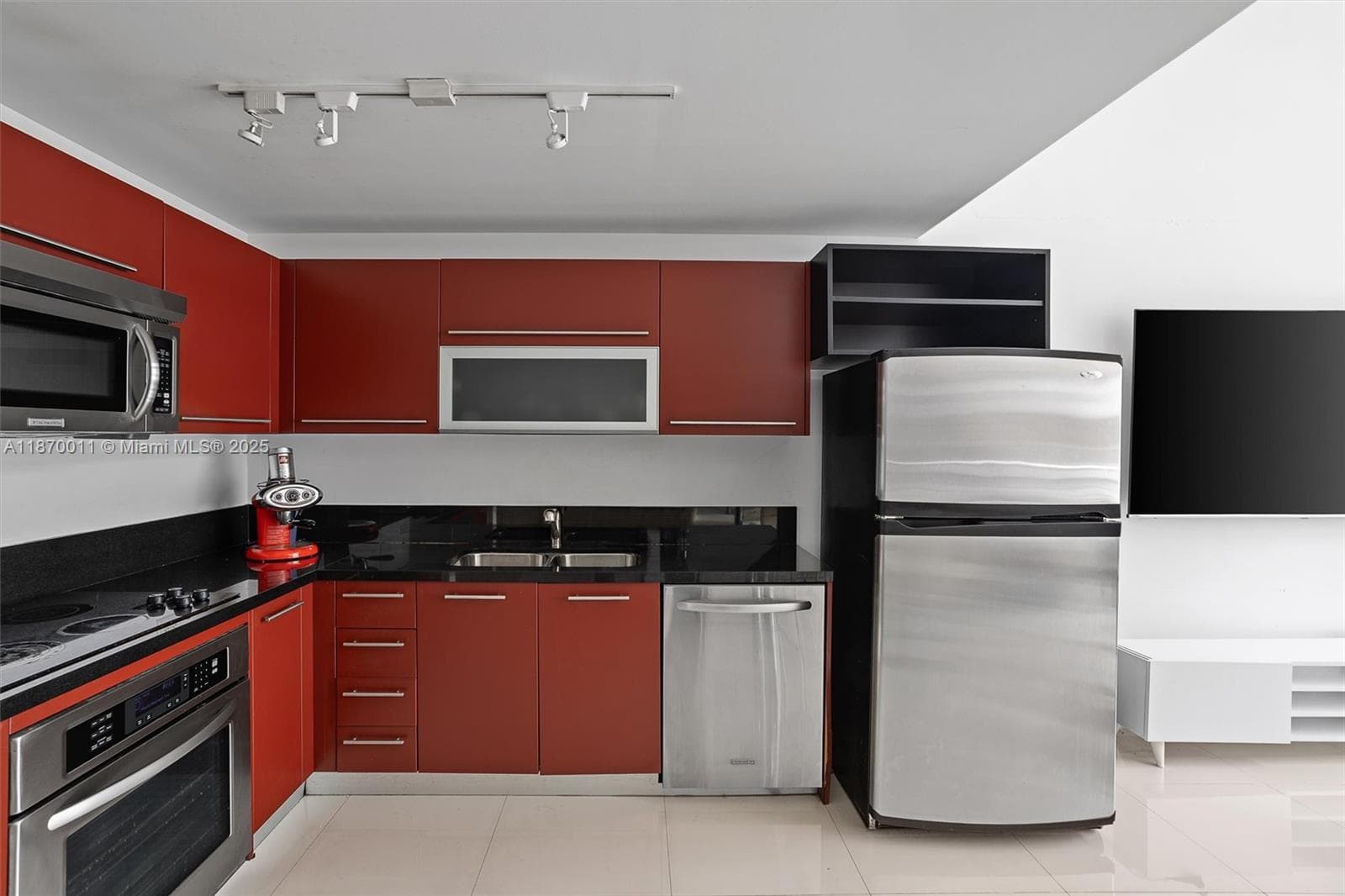 253 NE 2 ST # 626, Miami FL 33132 — 5