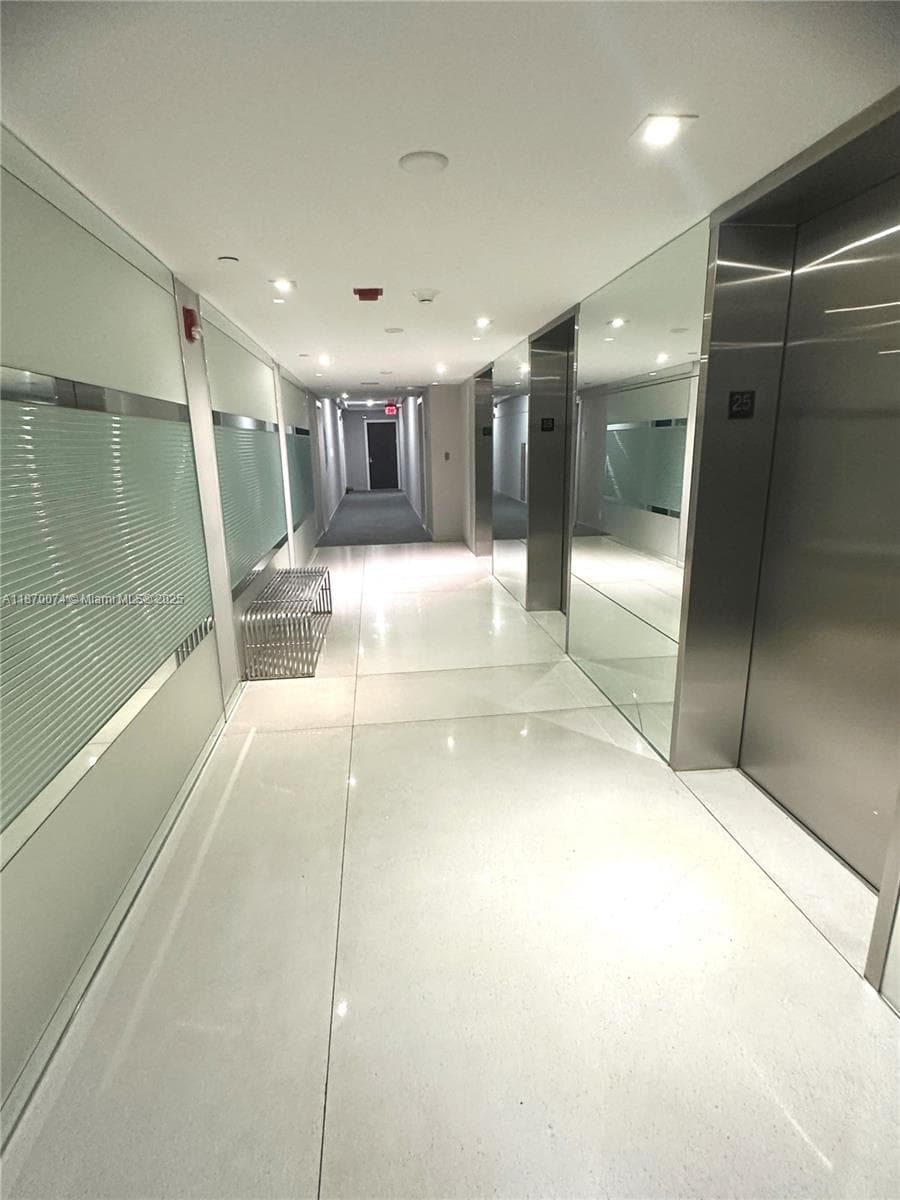 20335 W Country Club Dr # 2502, Aventura FL 33180 — 2