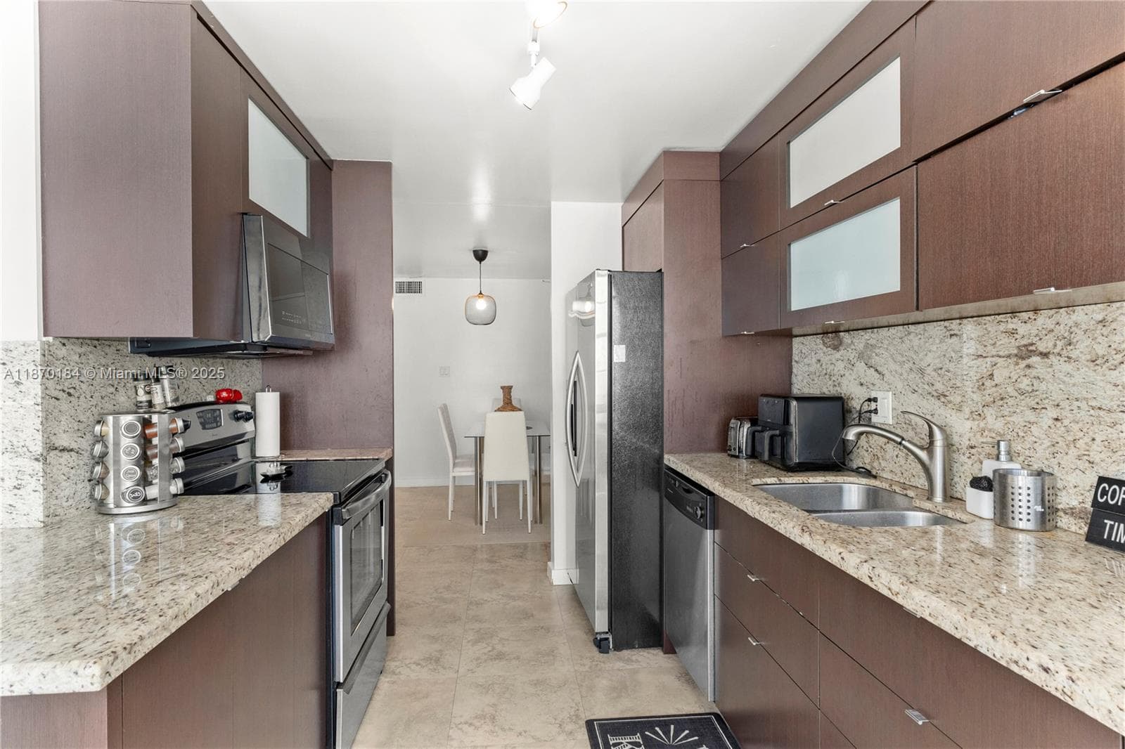 18071 Biscayne Blvd # 1404, Aventura FL 33160 — 5