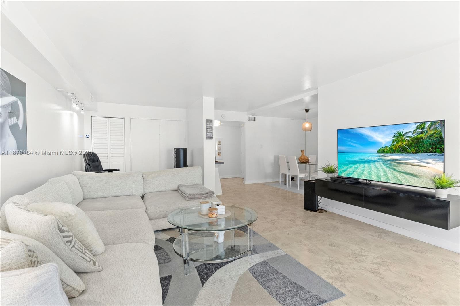 18071 Biscayne Blvd # 1404, Aventura FL 33160 — 10