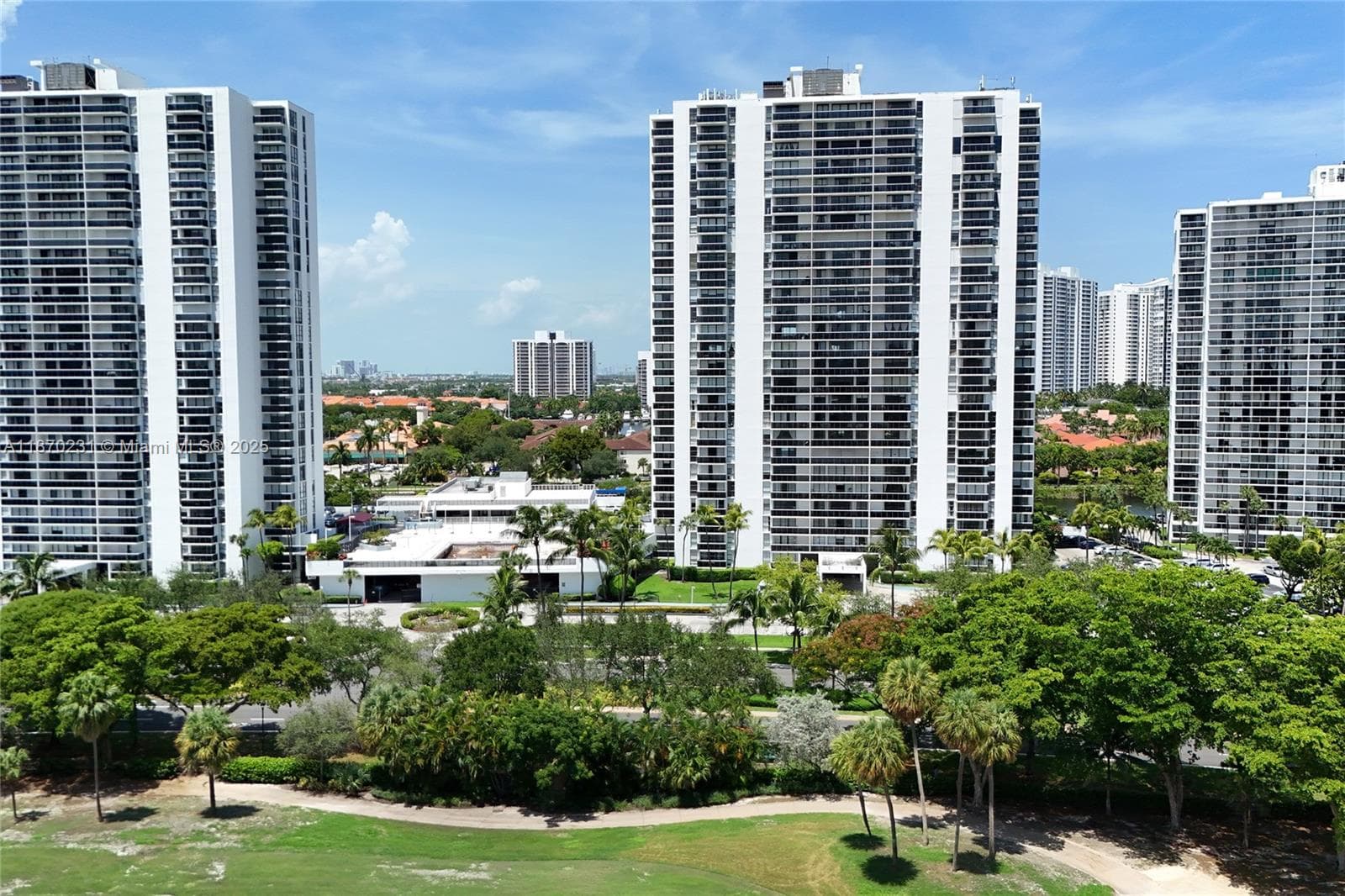 3675 N Country Club Dr # 204, Aventura FL 33180 — 75
