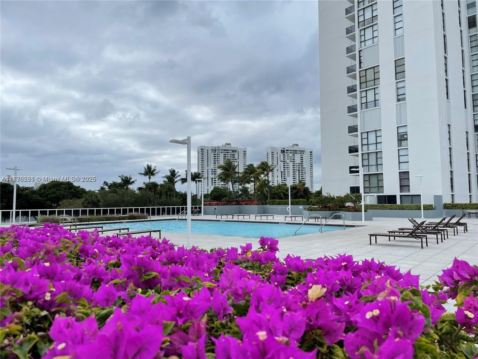 3675 N Country Club Dr # 204, Aventura FL 33180 — 55