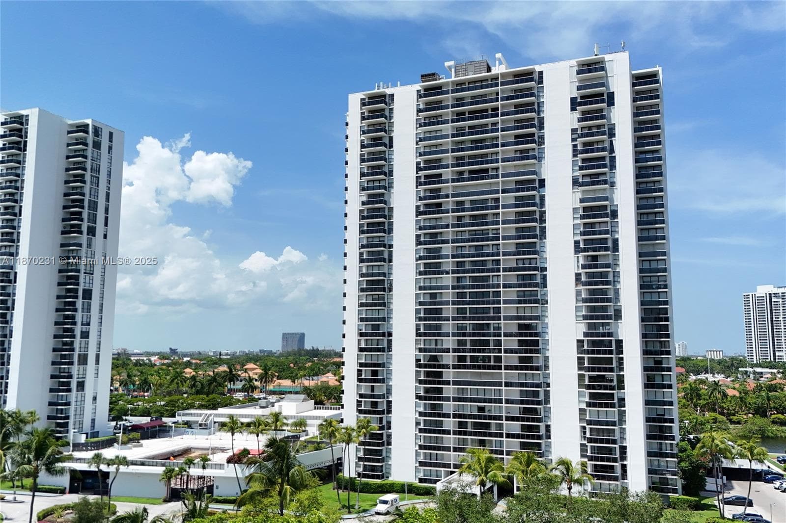 3675 N Country Club Dr # 204, Aventura FL 33180 — 74