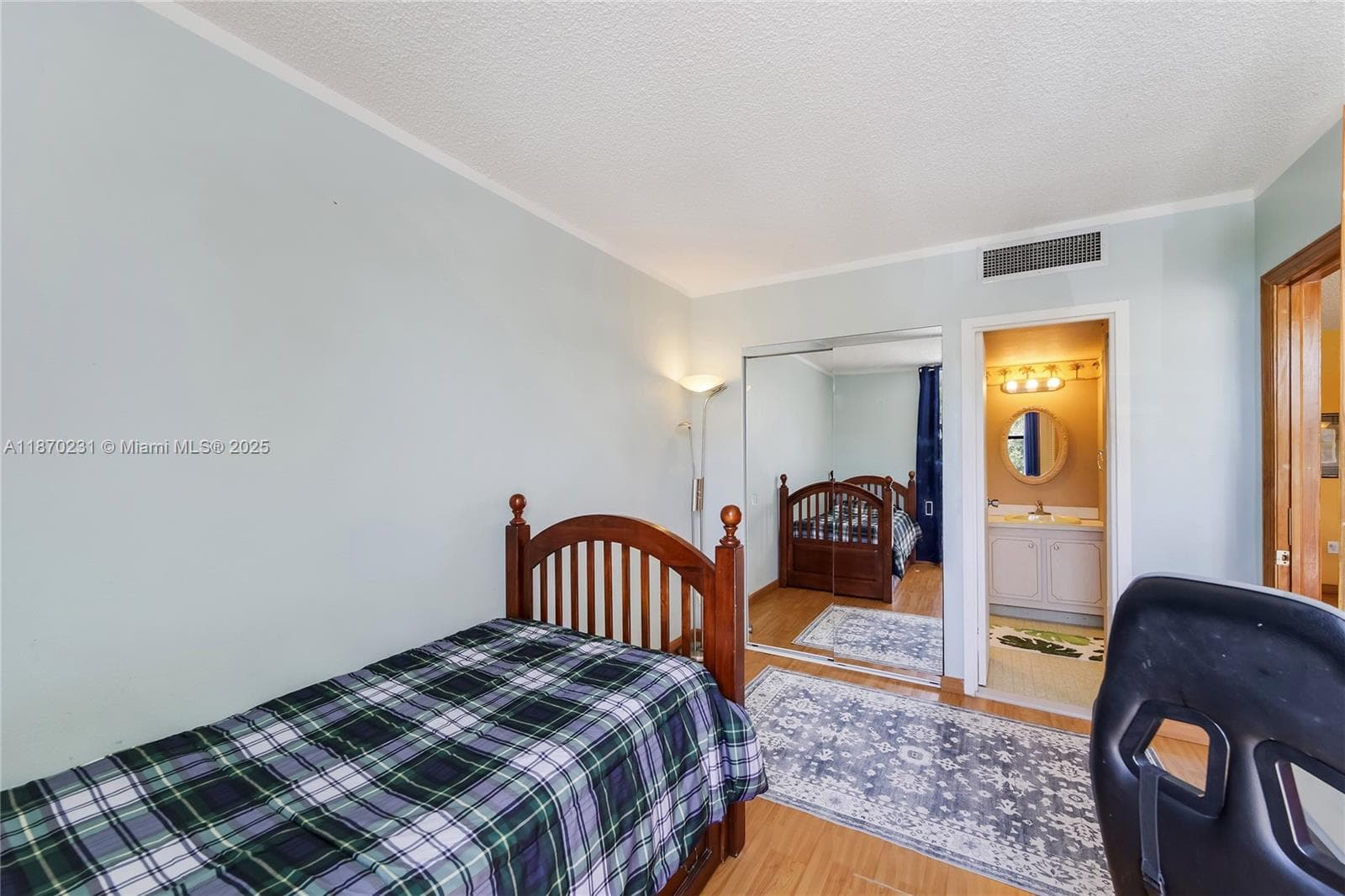 3675 N Country Club Dr # 204, Aventura FL 33180 — 41