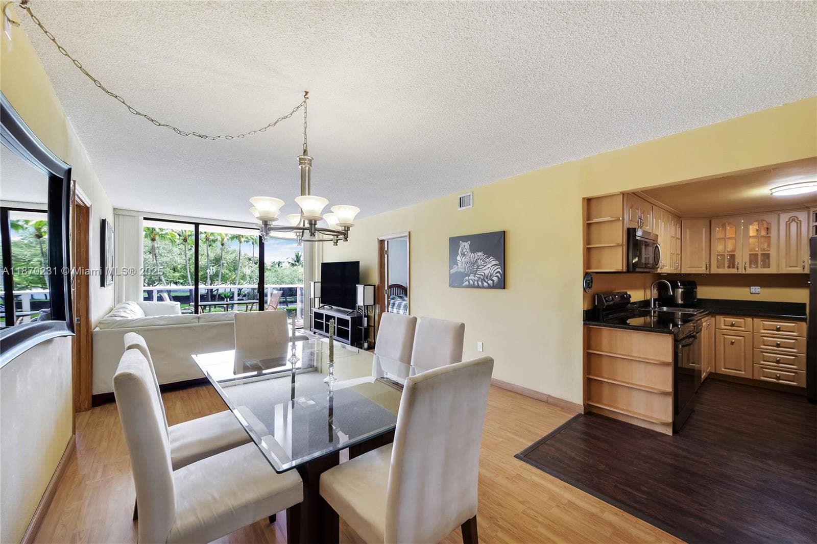 3675 N Country Club Dr # 204, Aventura FL 33180 — 19