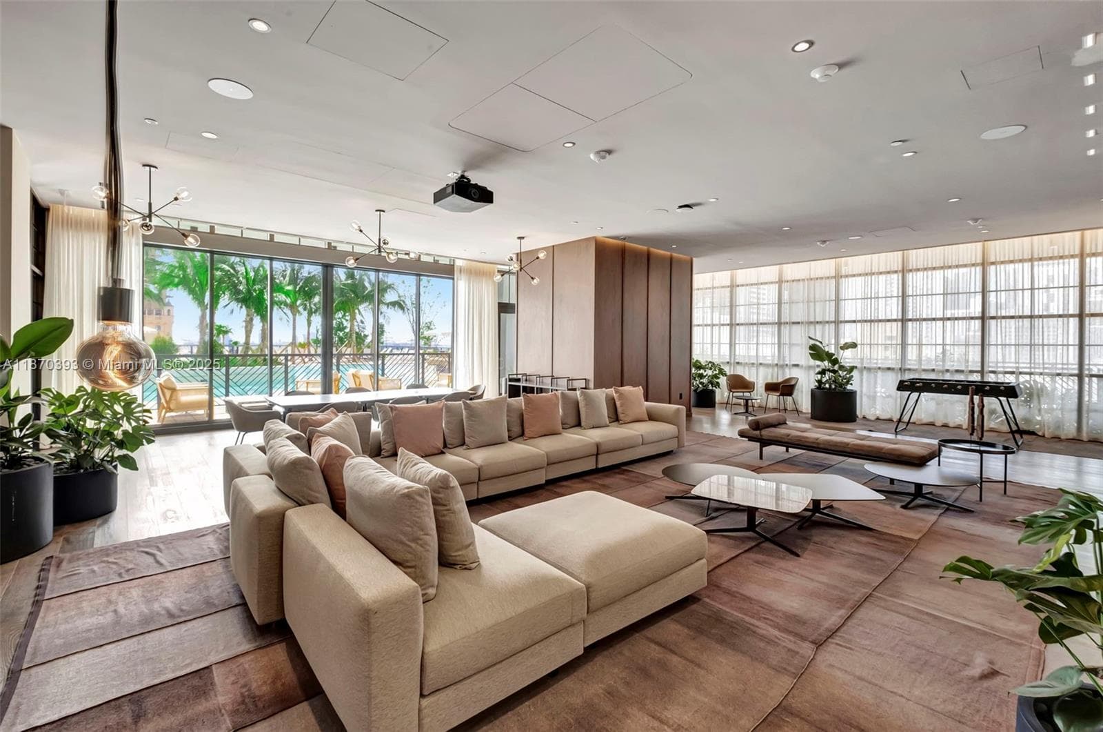 159 NE 6th St # 3901, Miami FL 33132 — 15