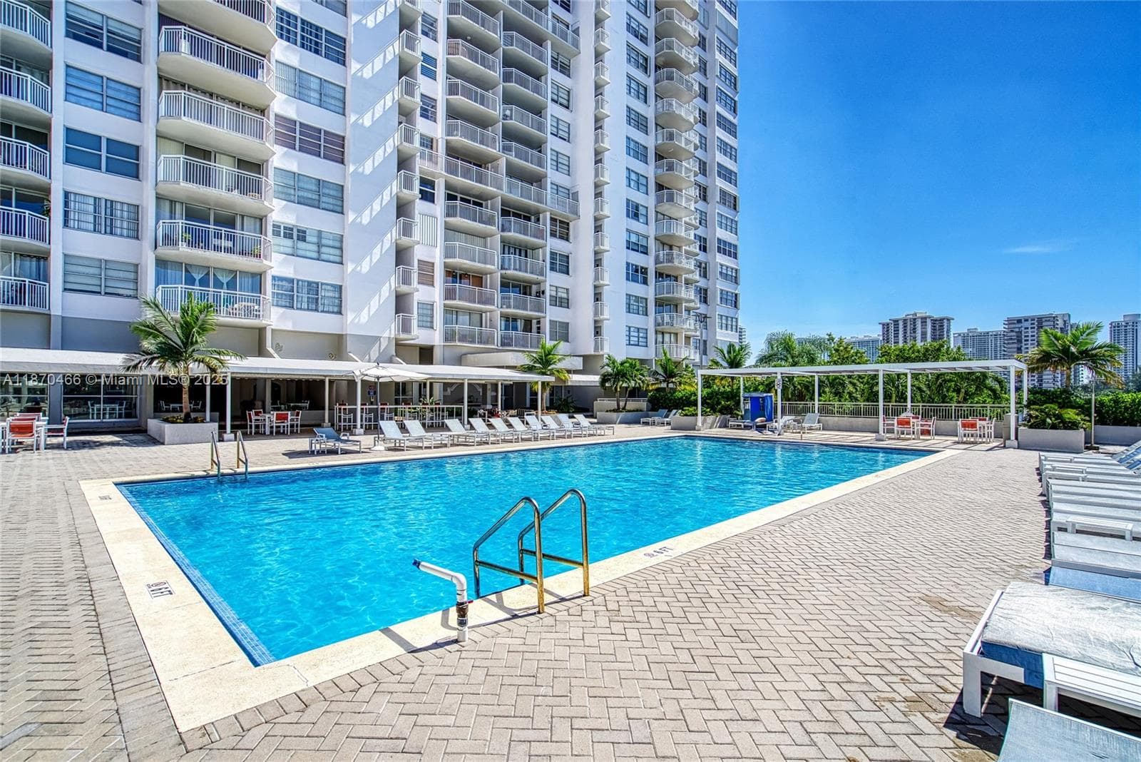 18021 Biscayne Blvd # 1604, Aventura FL 33160 — 47