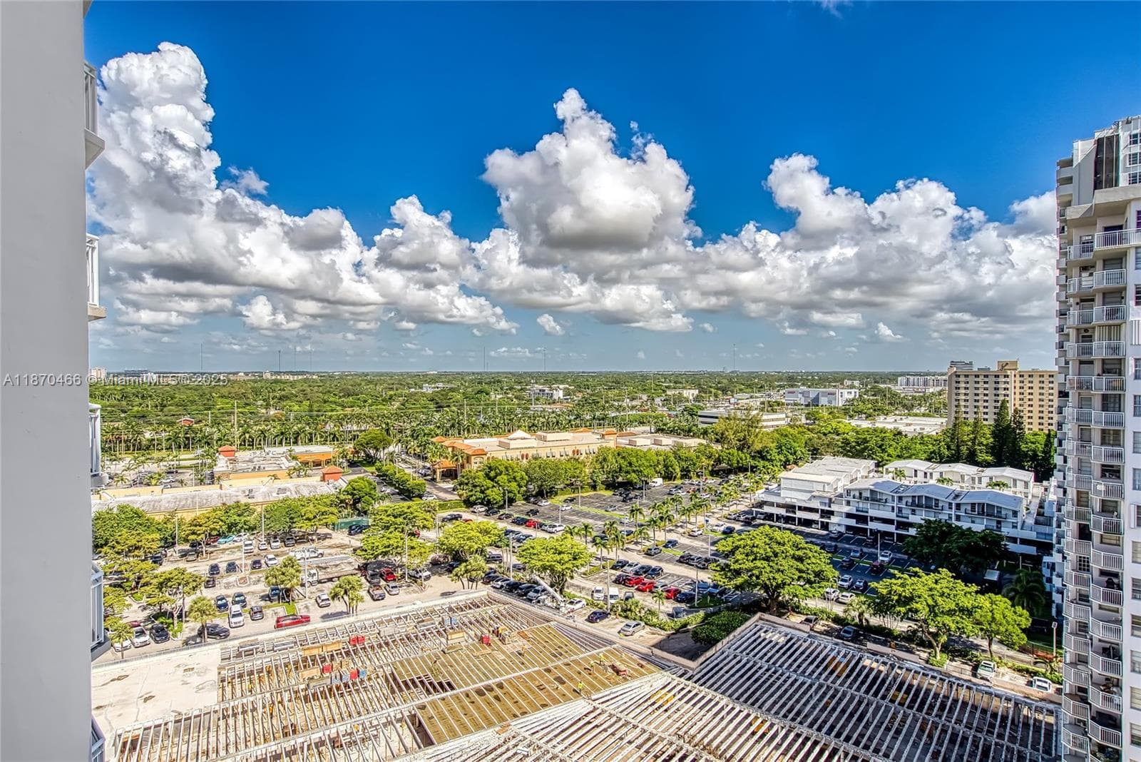 18021 Biscayne Blvd # 1604, Aventura FL 33160 — 38