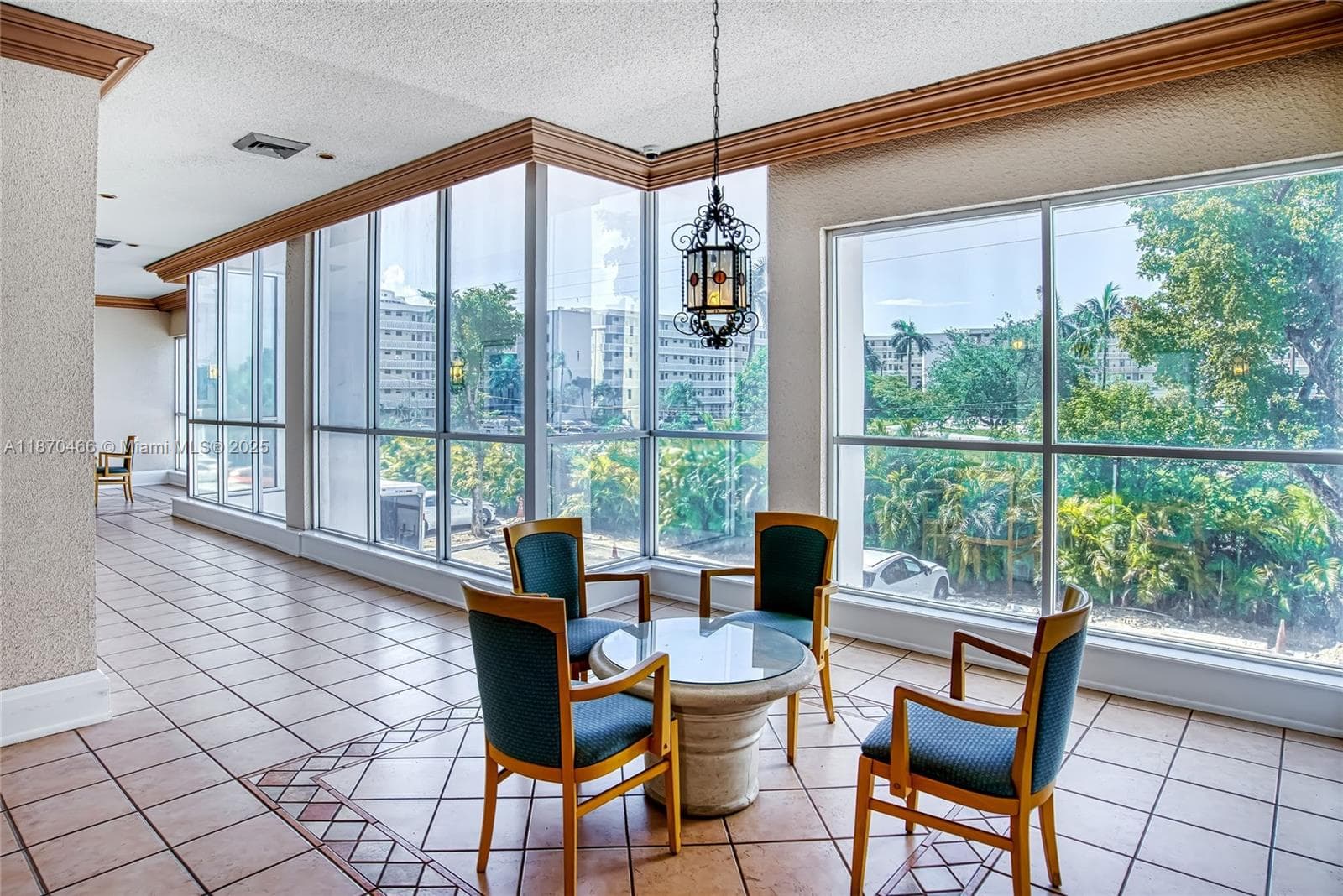 18021 Biscayne Blvd # 1604, Aventura FL 33160 — 44