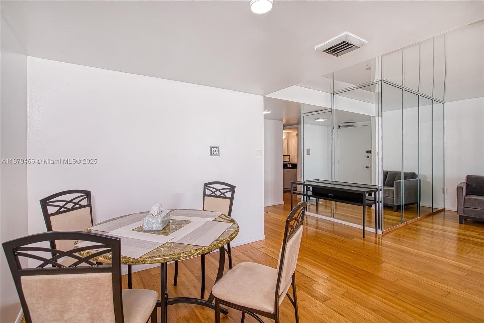 18021 Biscayne Blvd # 1604, Aventura FL 33160 — 8