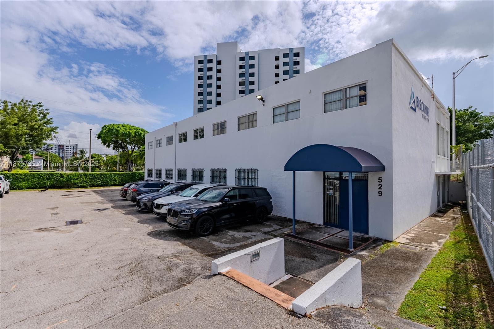 529 W Flagler St, Miami FL 33130 — 4