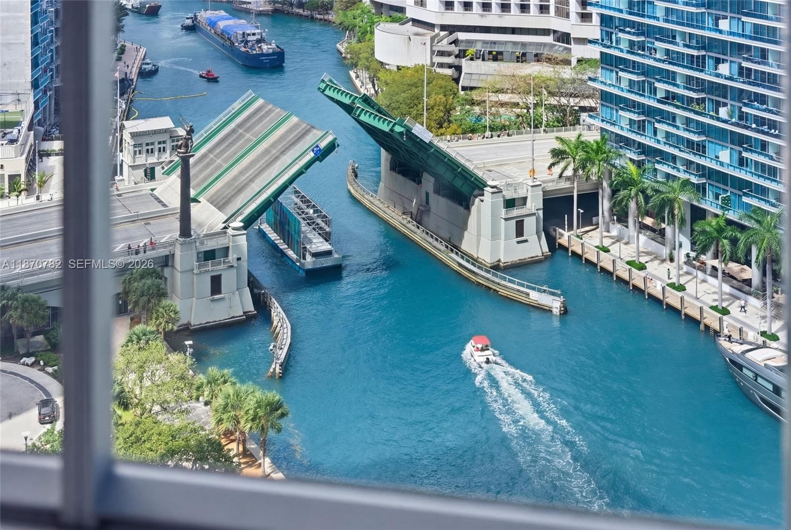 465 Brickell Ave # 2002, Miami FL 33131 — 17