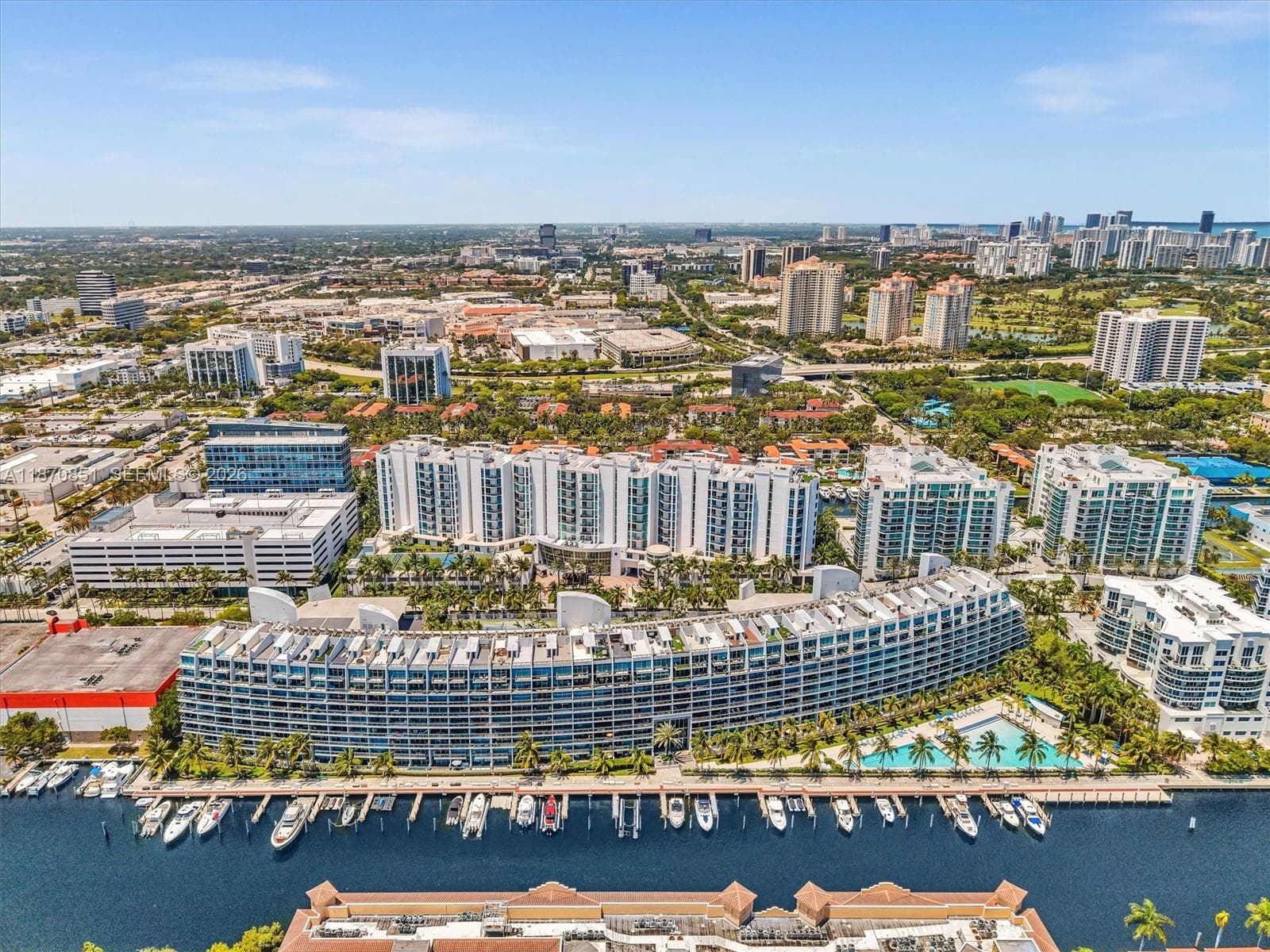 2950 NE 188th St # 312, Aventura FL 33180 — 43