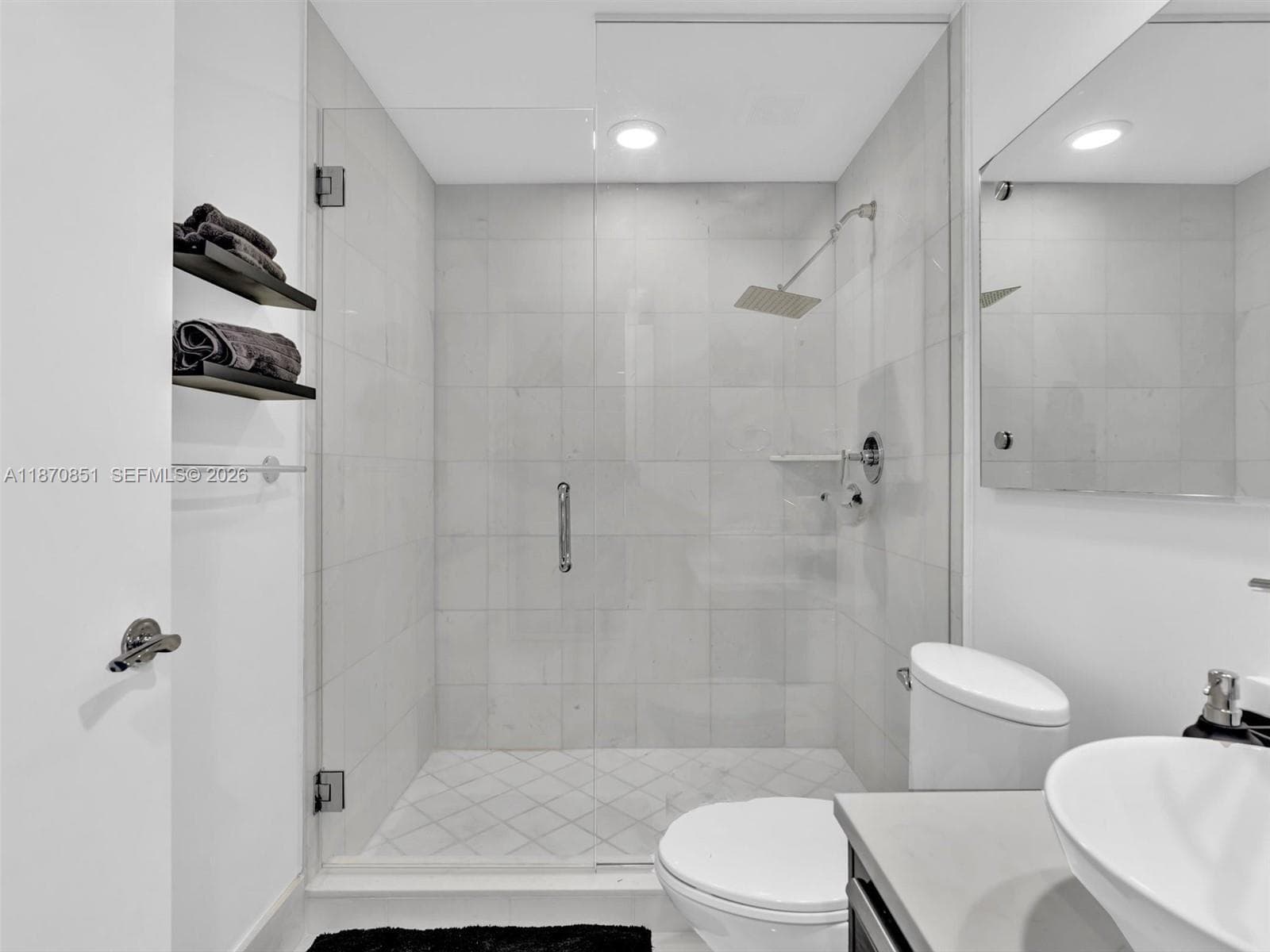 2950 NE 188th St # 312, Aventura FL 33180 — 26