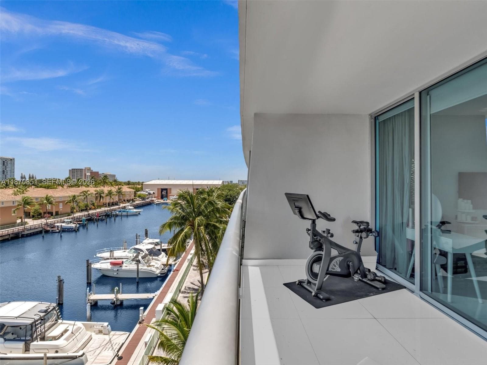 2950 NE 188th St # 312, Aventura FL 33180 — 24