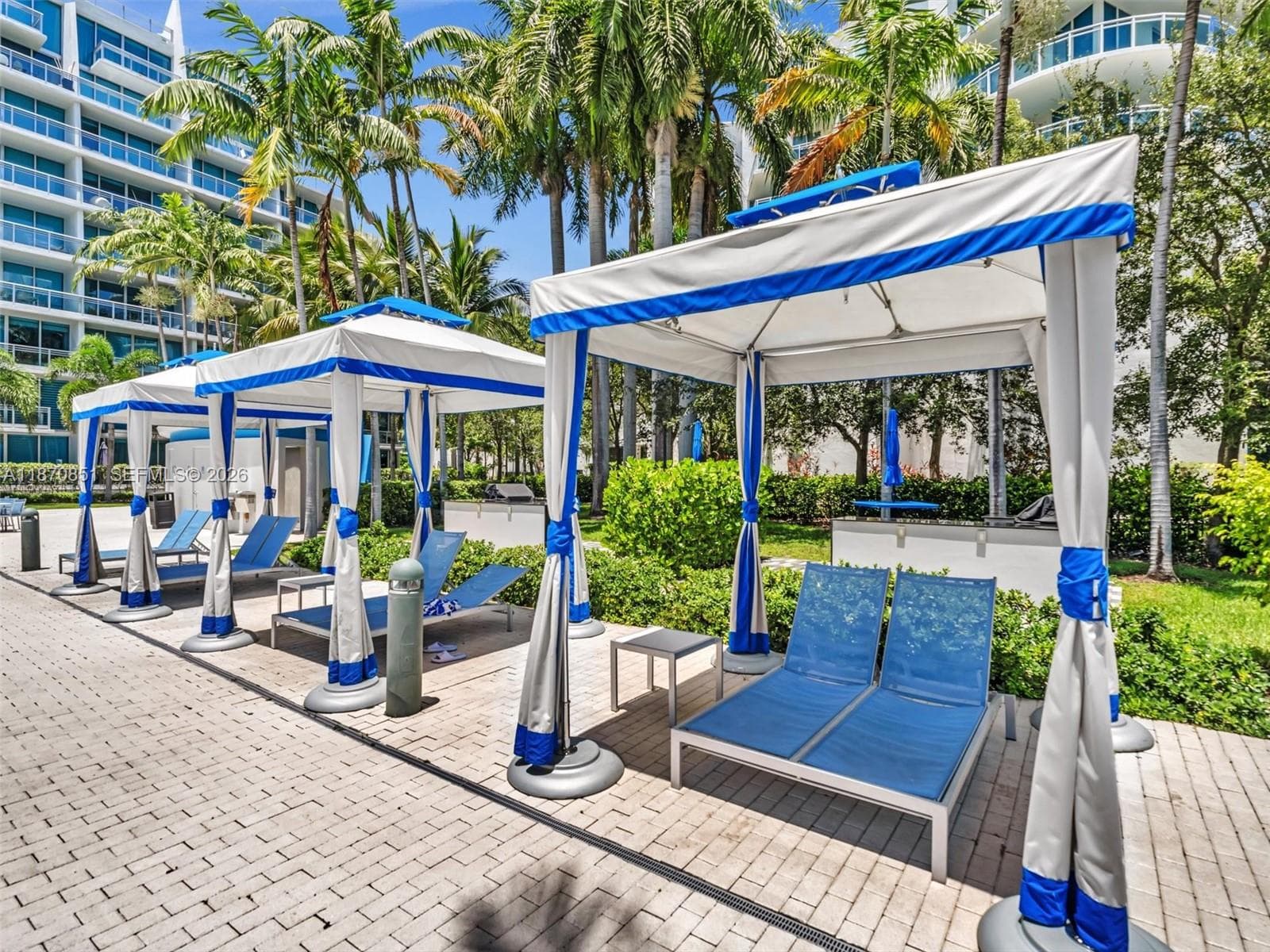 2950 NE 188th St # 312, Aventura FL 33180 — 38