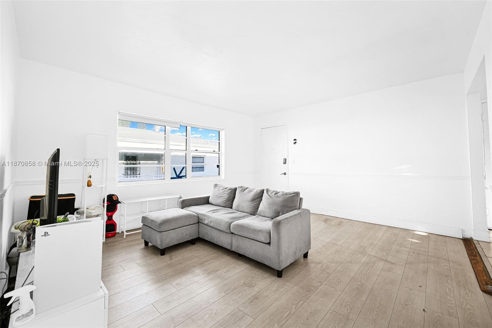 1784 Marseille Dr, Miami Beach FL 33141 — 13