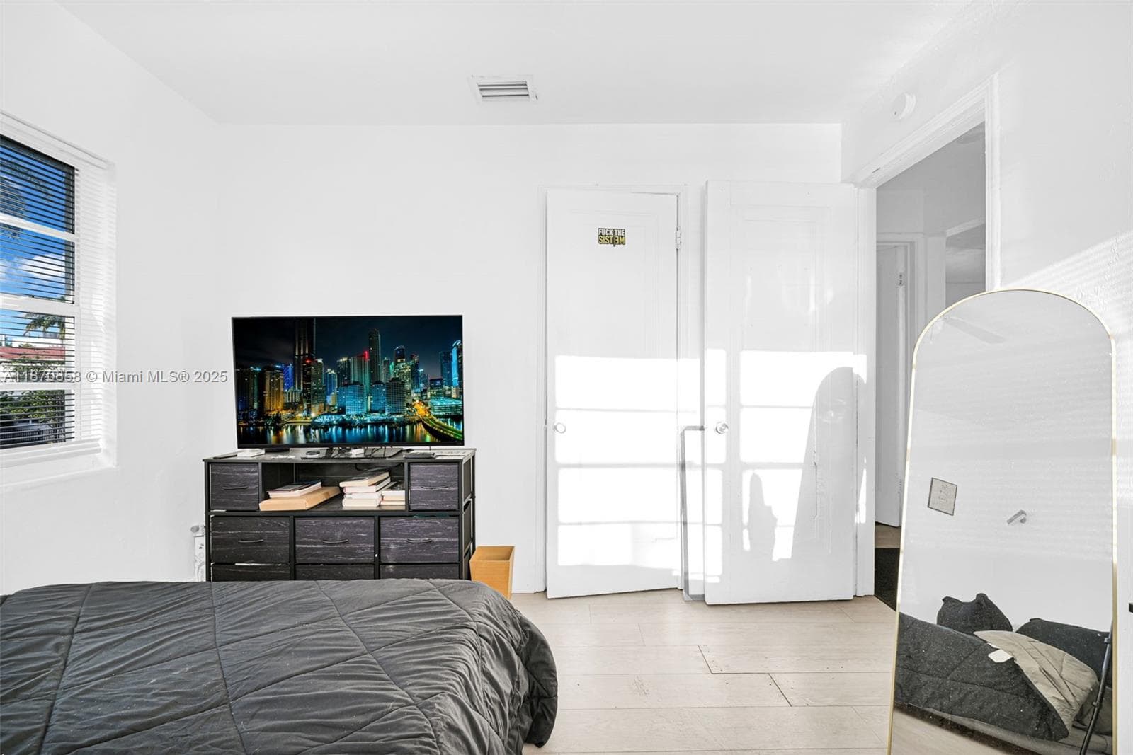 1784 Marseille Dr, Miami Beach FL 33141 — 33