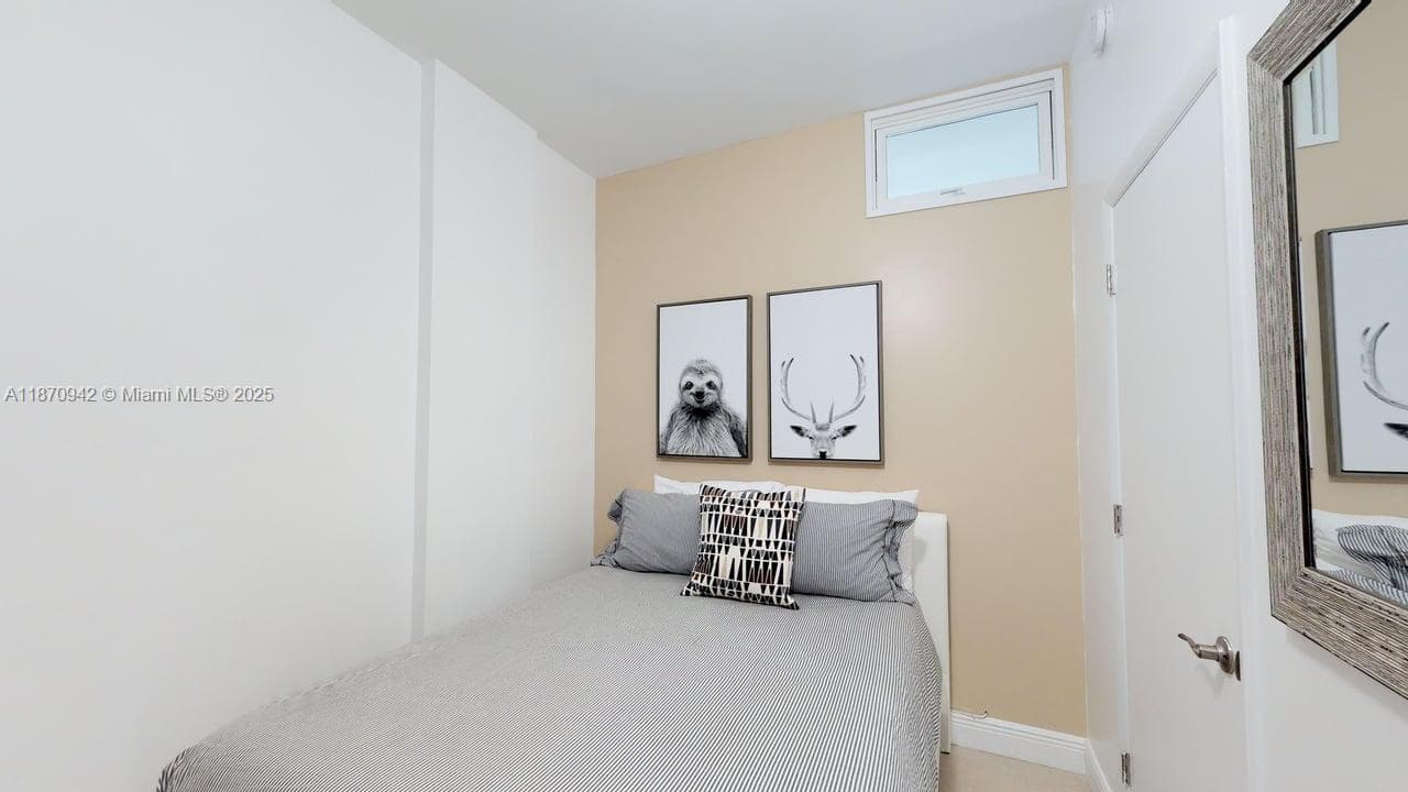 19370 Collins Ave # 11, Sunny Isles Beach FL 33160 — 17