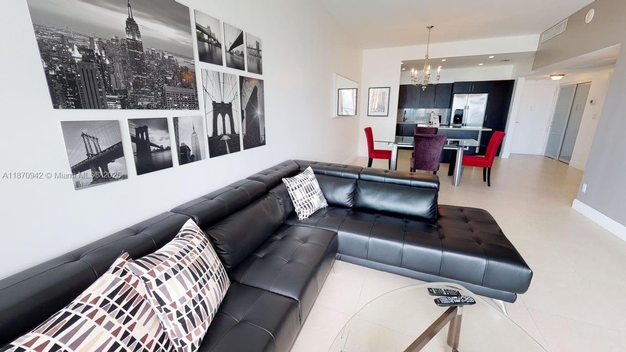 19370 Collins Ave # 11, Sunny Isles Beach FL 33160 — 11