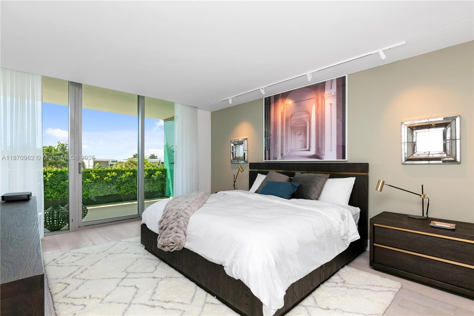 360 Ocean Dr # 305S, Key Biscayne FL 33149 — 17
