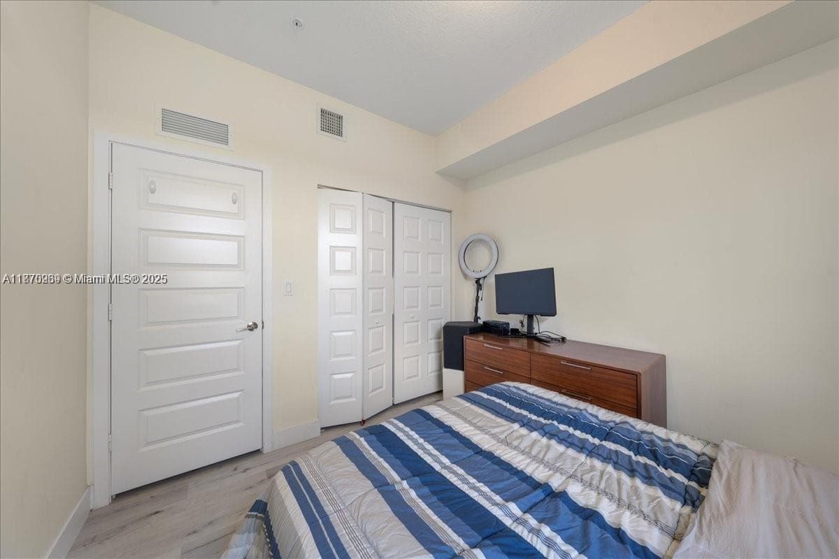 10413 NW 82nd St # 9, Doral FL 33178 — 25