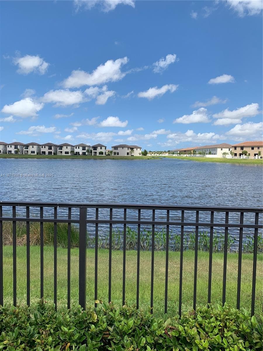 3293 W 98th Pl, Hialeah FL 33018 — 46
