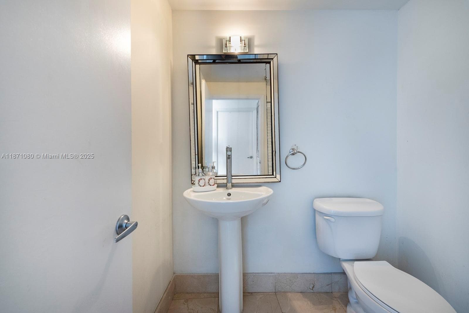 601 NE 36th St # 803, Miami FL 33137 — 17
