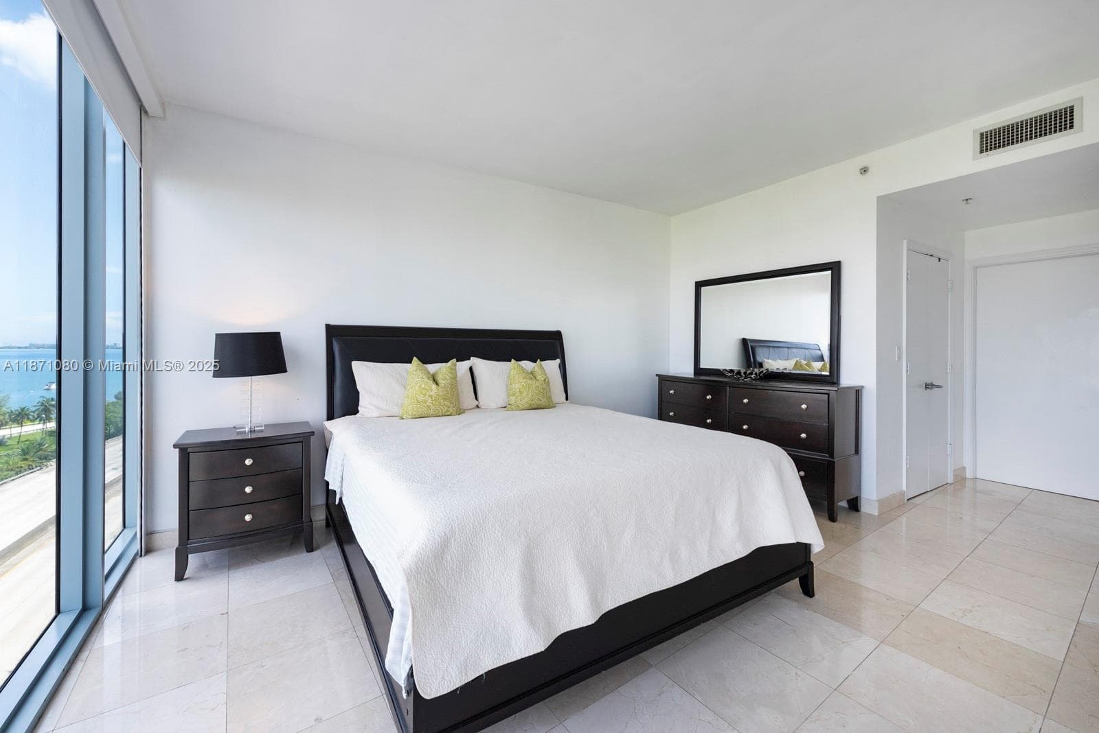 601 NE 36th St # 803, Miami FL 33137 — 11