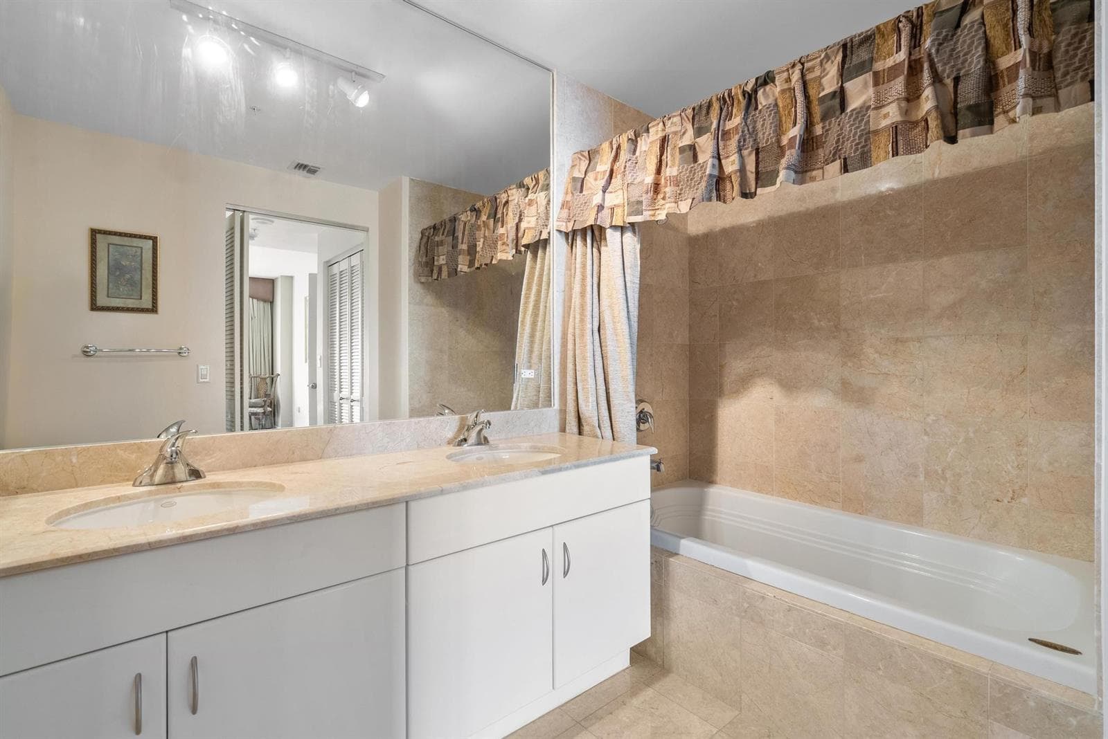 801 Brickell Key Boulevard # 2903, Miami FL 33131 — 18