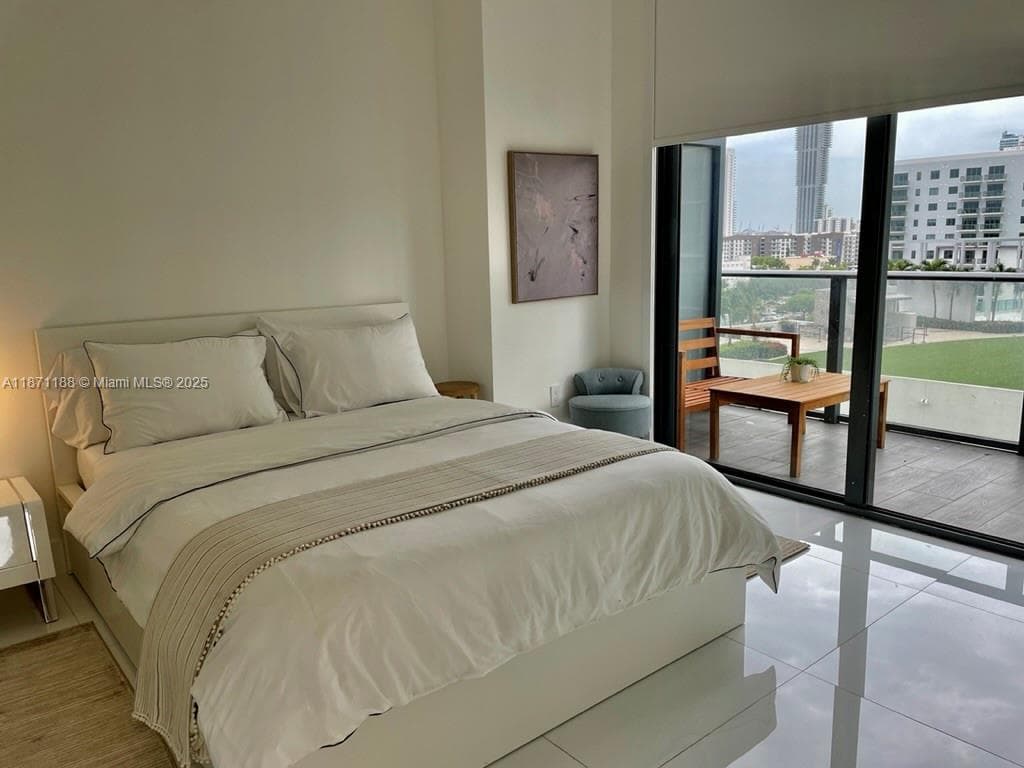 121 NE 34 ST # 901, Miami FL 33137 — 7