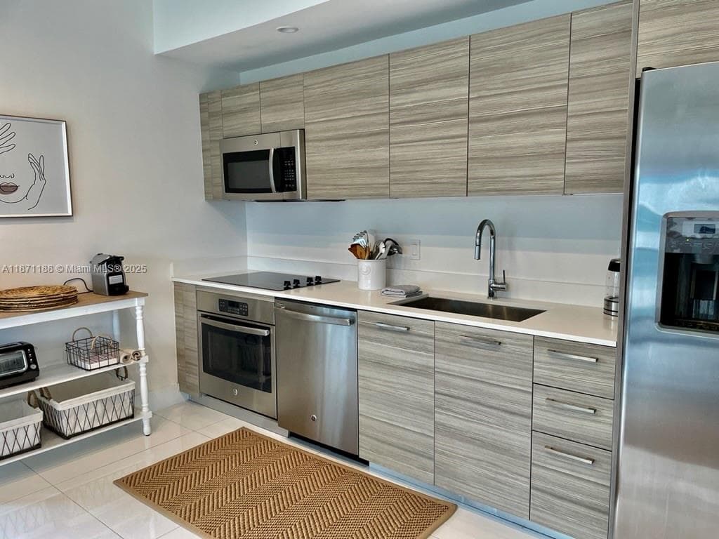 121 NE 34 ST # 901, Miami FL 33137 — 3
