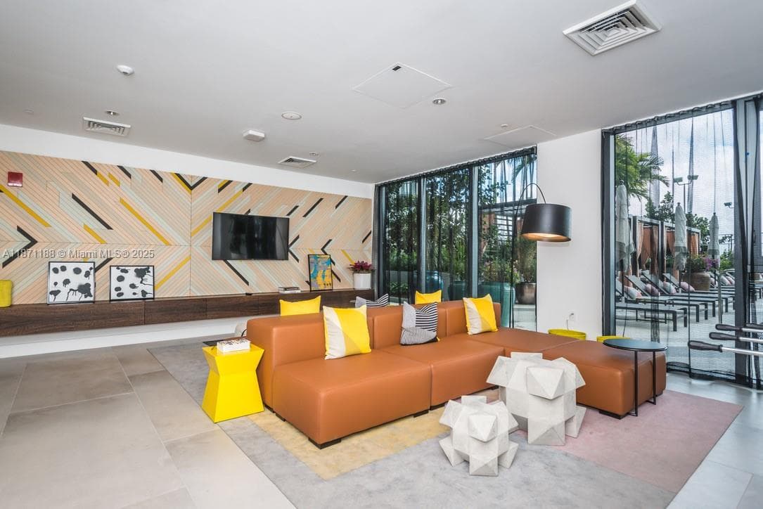 121 NE 34 ST # 901, Miami FL 33137 — 20