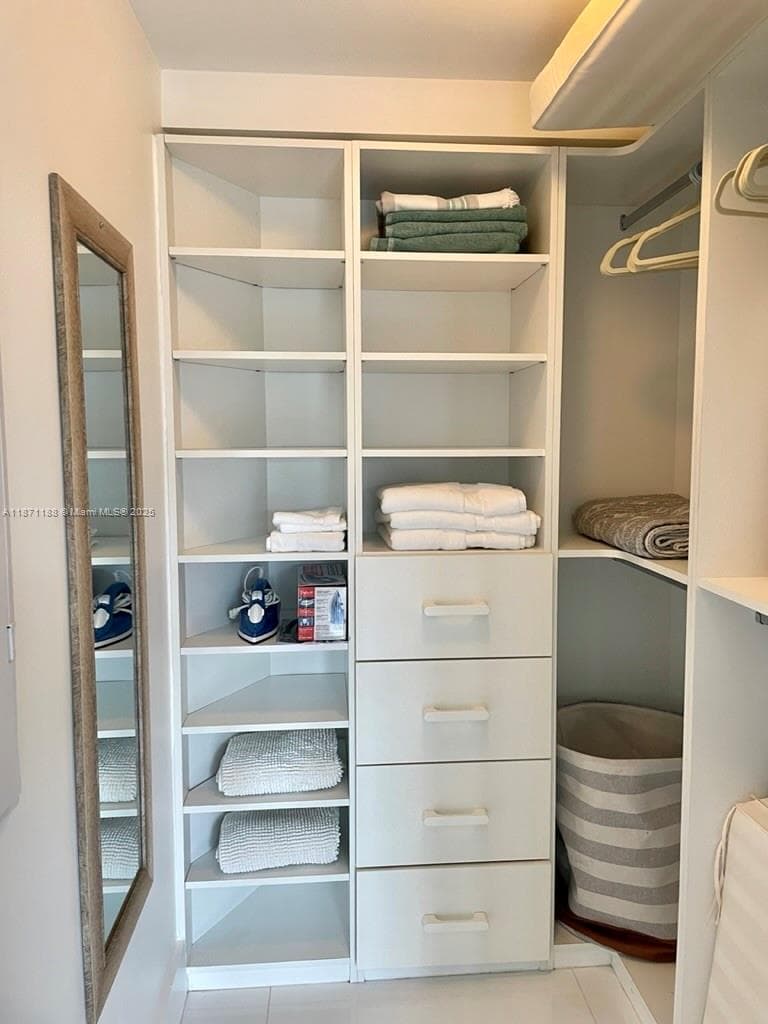 121 NE 34 ST # 901, Miami FL 33137 — 8