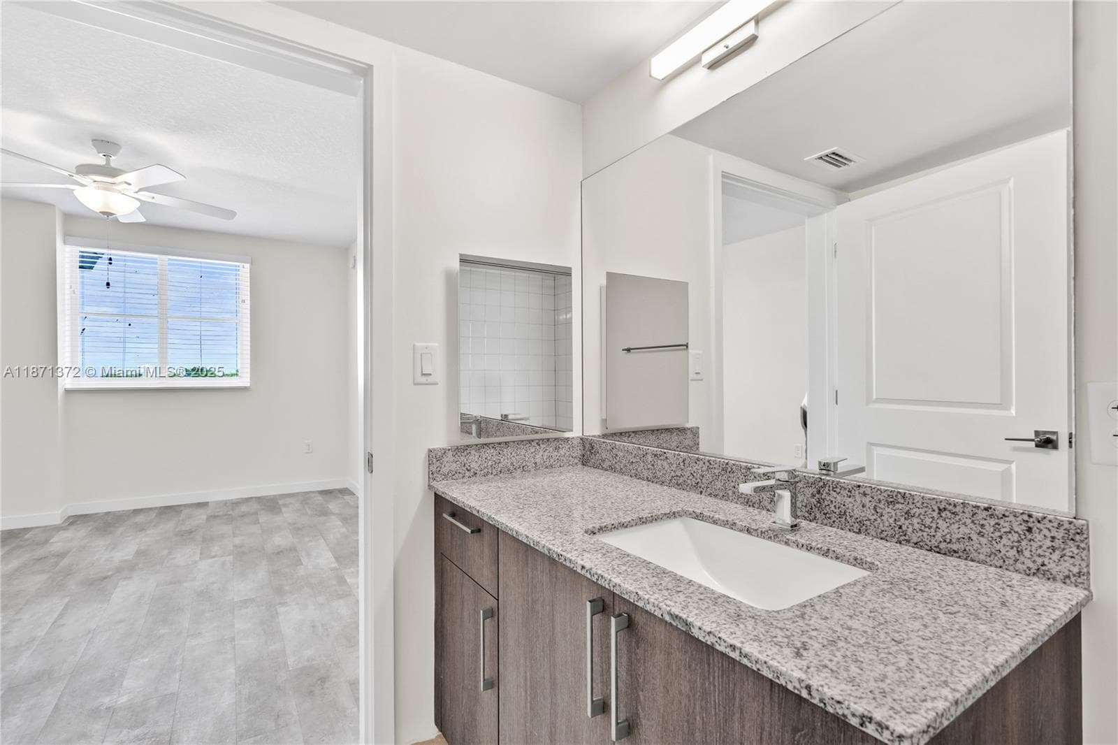 400 NW 112th Ave # 818, Sweetwater FL 33172 — 23